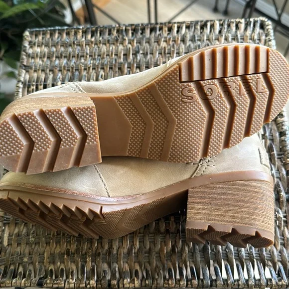 SOREL WOMEN'S CATE CHELSEA LEATHER BOOTIE SIZE‎ 6